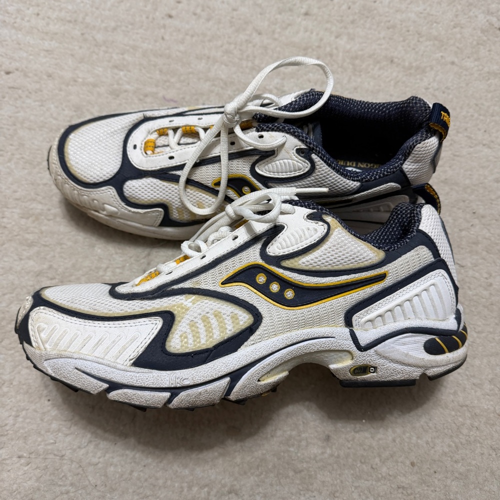 Vintage Saucony Grid Trigon Running Sneaker White Blue Yellow Men's US Size 11